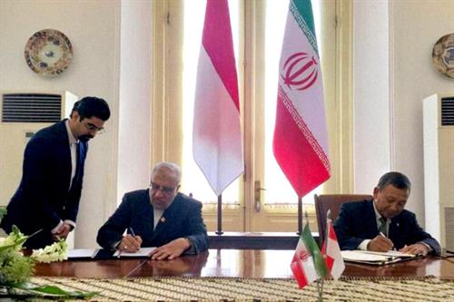 اسناد همکاری ایران و اندونزی در حوزه‌های انرژی امضا شد