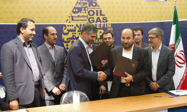 نشست خبری مدیرعامل شرکت ملی صنایع پتروشیمی در شانزدهمین نمایشگاه نفت 2